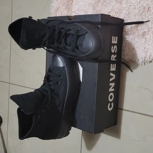 Converse Lugged Sneaker